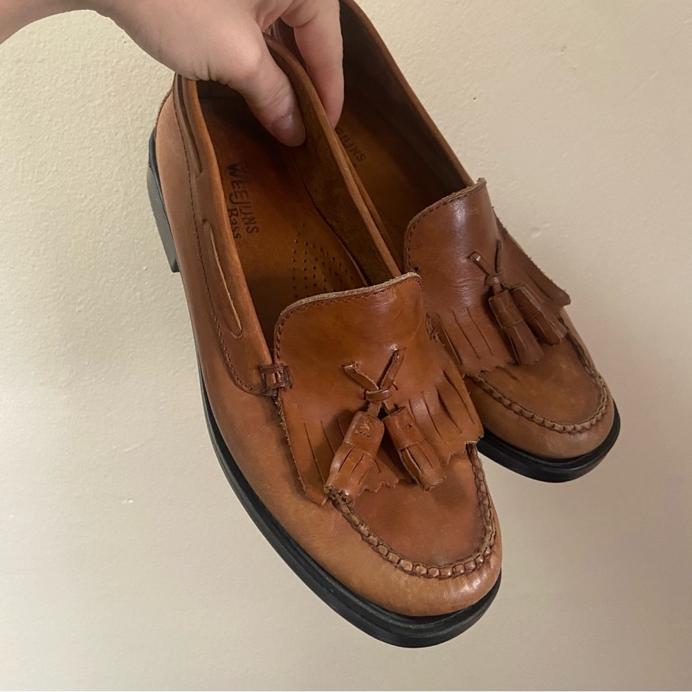 vintage g.h. bass weejuns marietta ii tassle loafers